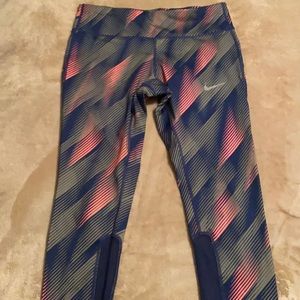 Women’s Nike Capri leggings